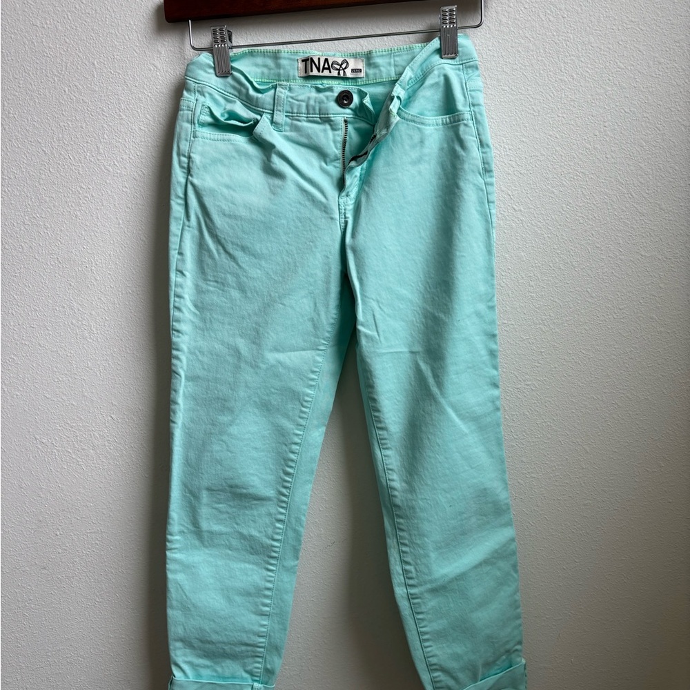 Aritzia TNA Mint Green Women's cropped jeans